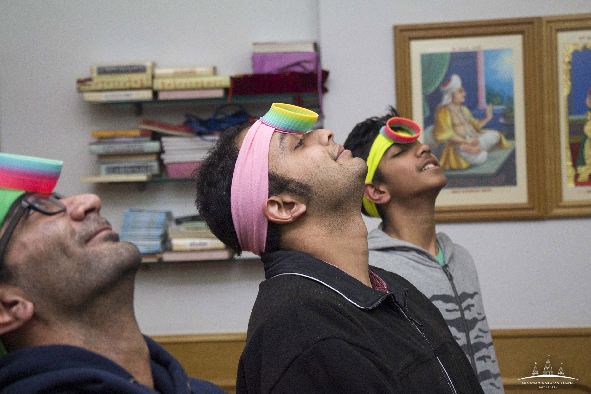 ©1987-2017 SKS Swaminarayan Temple East London